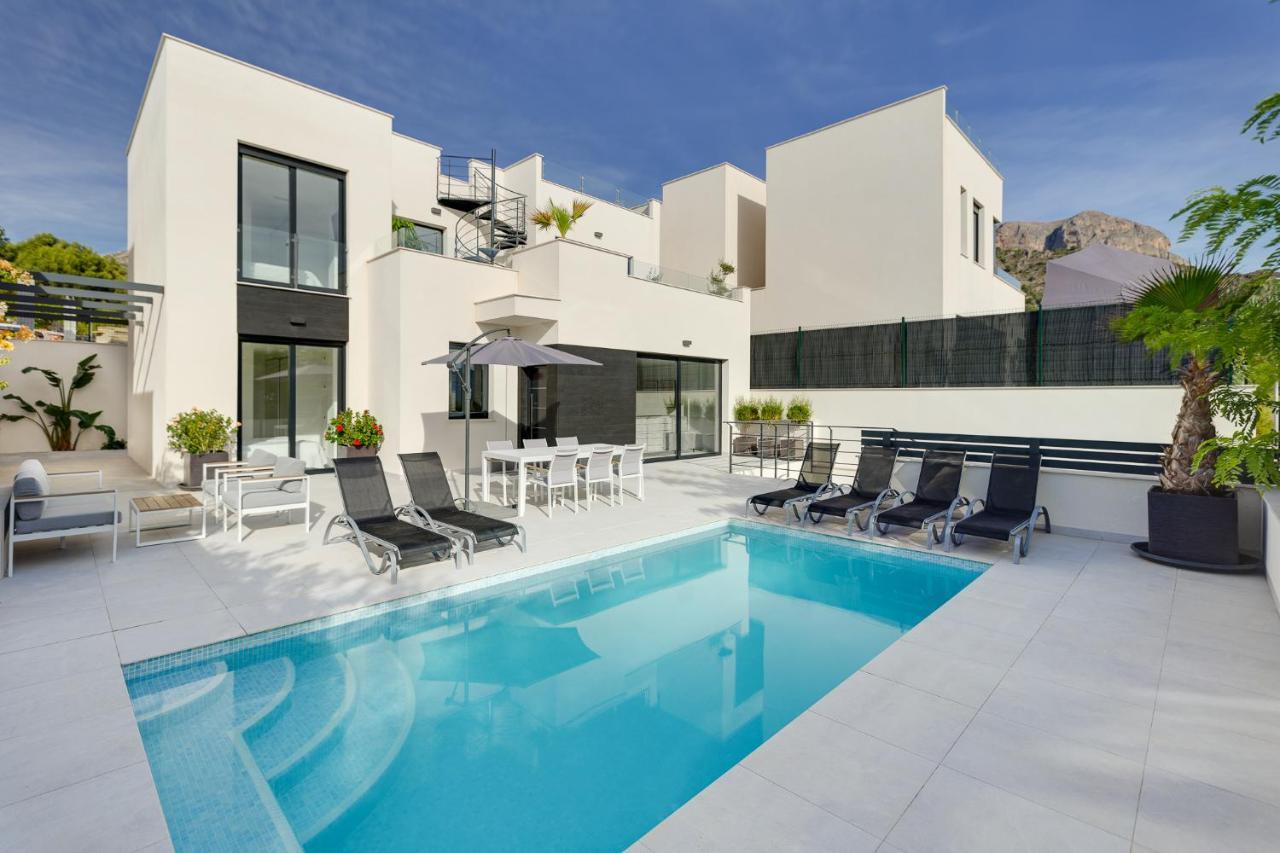 Villa Blanka, Amazing Villa With Hot Tube & Heated Pool In Polop, Alicante 외부 사진